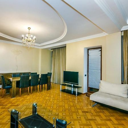 באקו Vip Apartment Number One מראה חיצוני תמונה