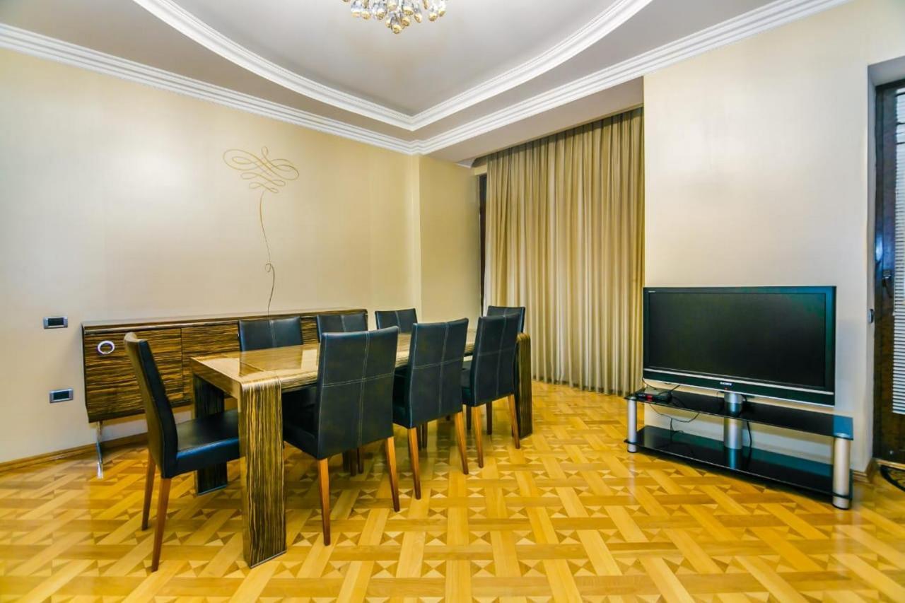 באקו Vip Apartment Number One מראה חיצוני תמונה
