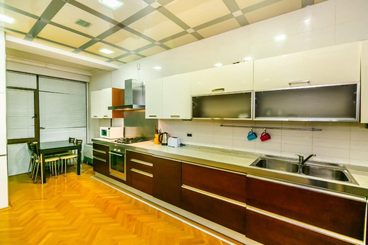 באקו Vip Apartment Number One מראה חיצוני תמונה